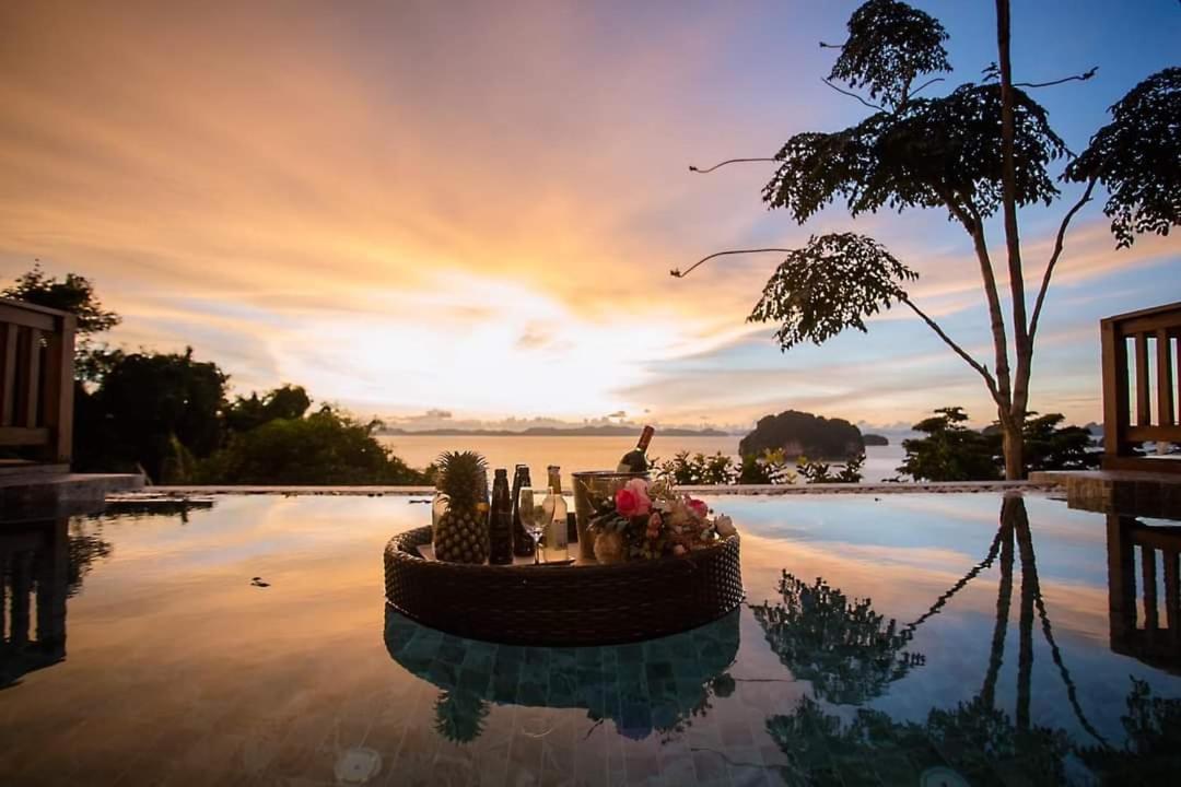 เขาทองพูลวิลล่ากระบี่ Khaotong Pool Villa Krabi Ban Nai Sa Exterior photo